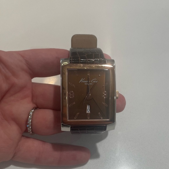 Kenneth Cole Mens Watch - Picture 9 of 9